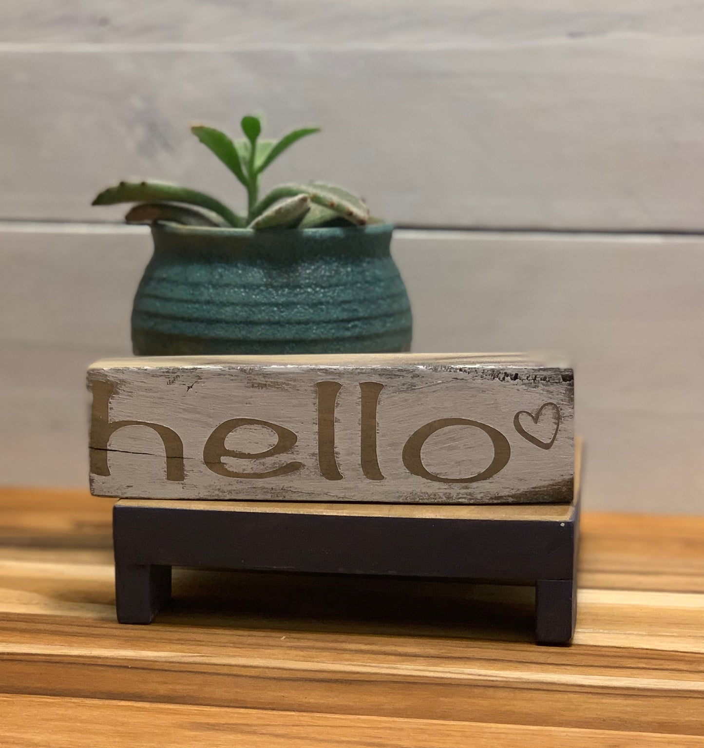 hello mini sign