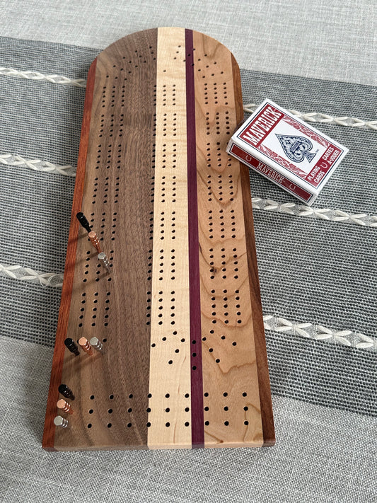 Cribbage board